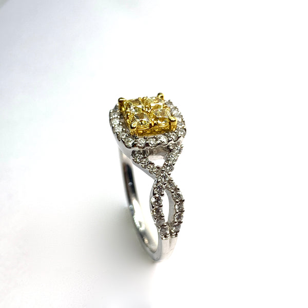 NATURAL YELLOW DIAMOND RING