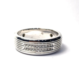 MEN’S DIAMOND RING