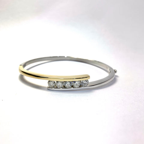 DIAMOND BANGLE BRACELET