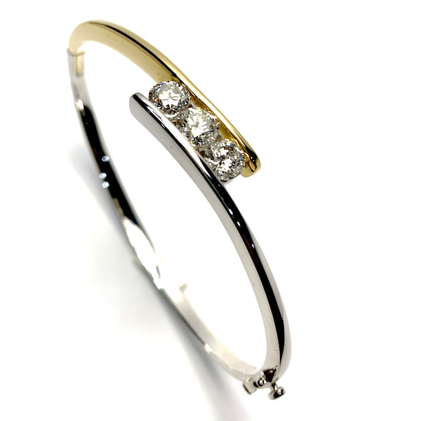 DIAMOND BANGLE BRACELET