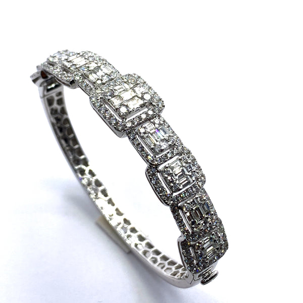 DIAMOND BANGLE BRACELET