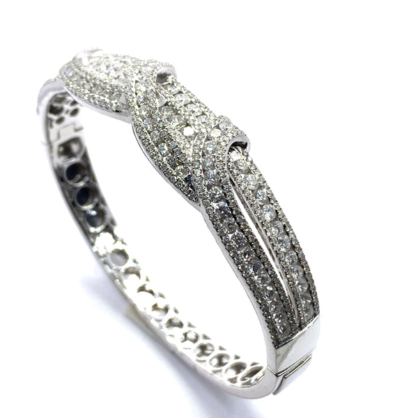 DIAMOND BANGLE BRACELET