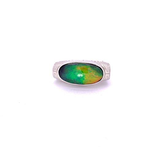 FACETED AMMOLITE RING IN WHITE GOLD