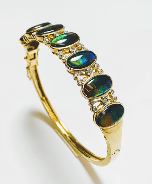 OVAL SHAPE AMMOLITE BANGLE WITH DIAMONDS